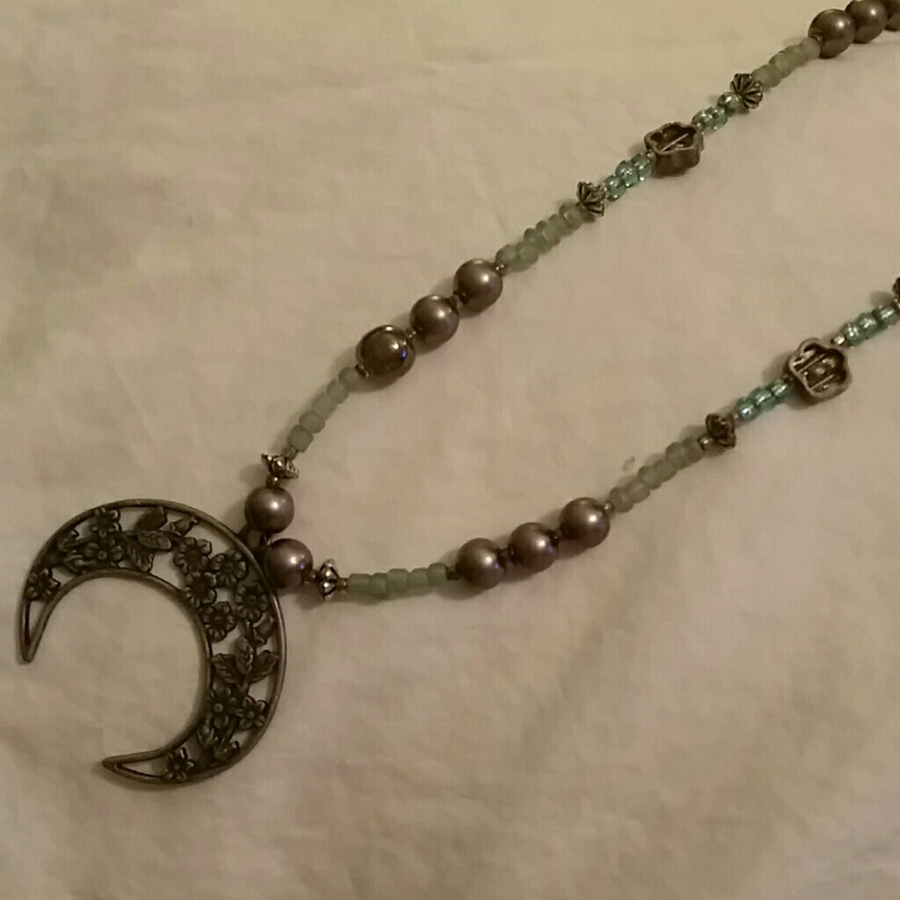 Adorable and beautiful Necklace