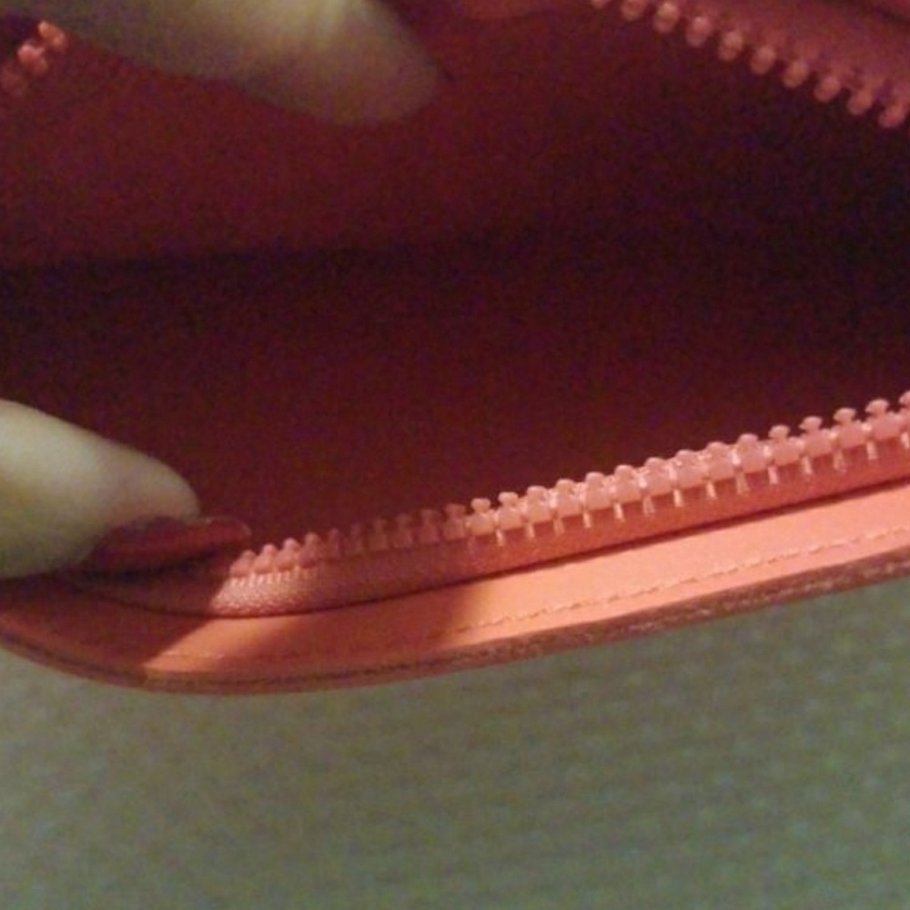 Bag - Picture 3 of 3