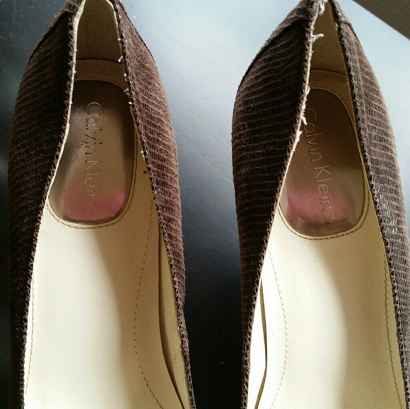 ๐HP๐Calvin Klein Faux Snakeskin Dolly Pumps๐ - Picture 3 of 8