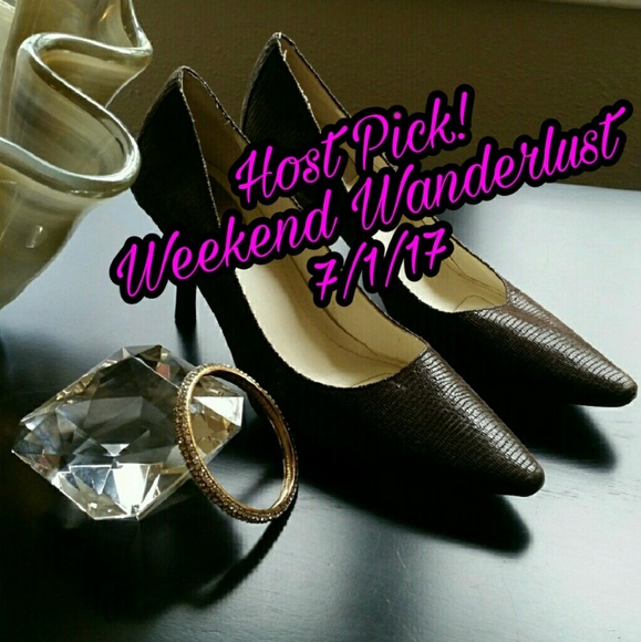 Calvin Klein Shoes - 🎉HP🎉Calvin Klein Faux Snakeskin Dolly Pumps🐍