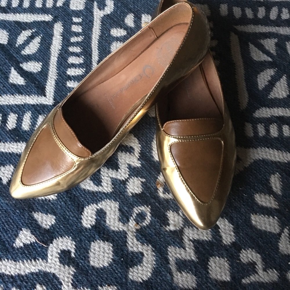 Gold flats - Picture 3 of 6