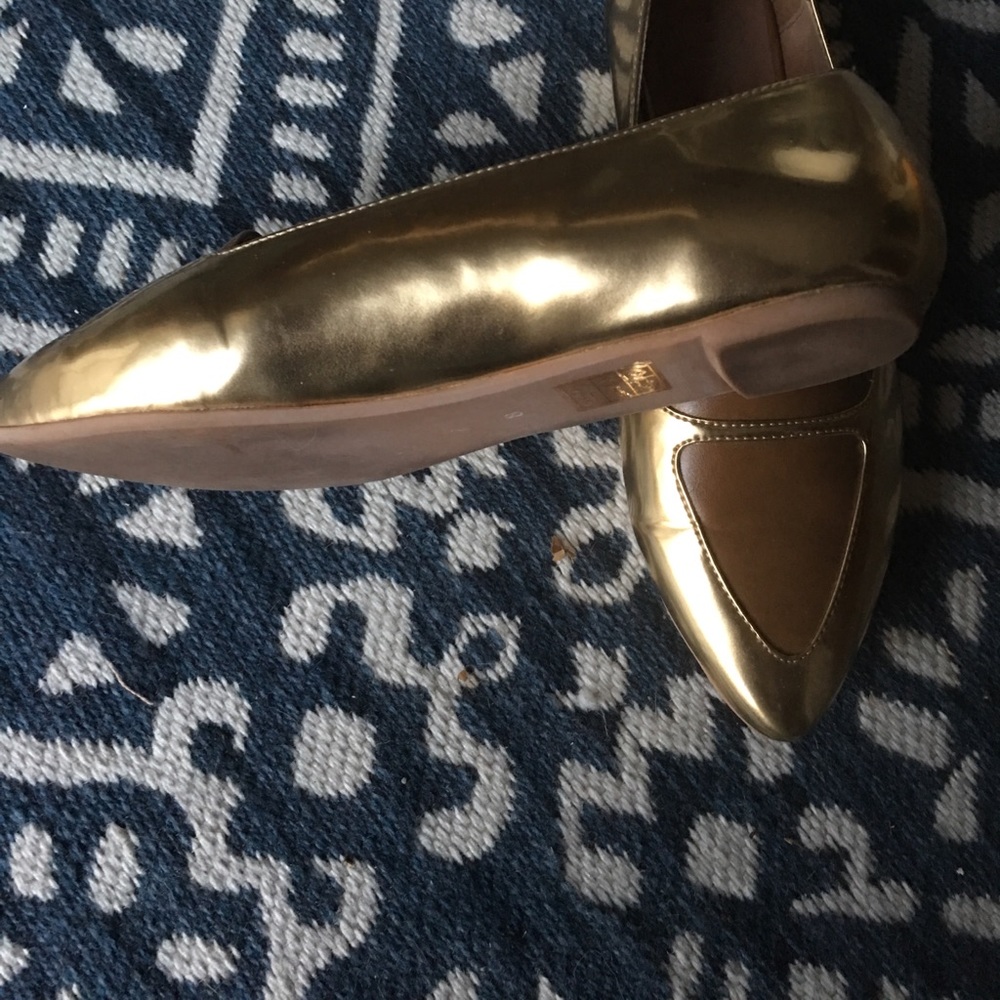 Gold flats - Picture 4 of 6