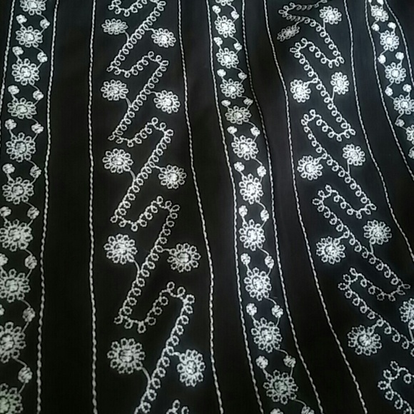 🌟LAST 1 ⭐Boho cold shoulder dress - Picture 3 of 3