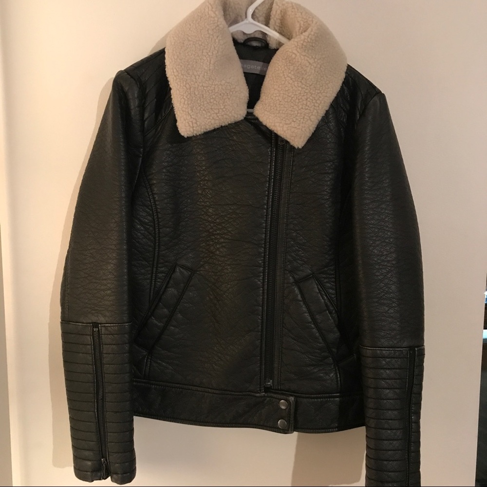 Bagatelle Leather jacket w/ removable collar