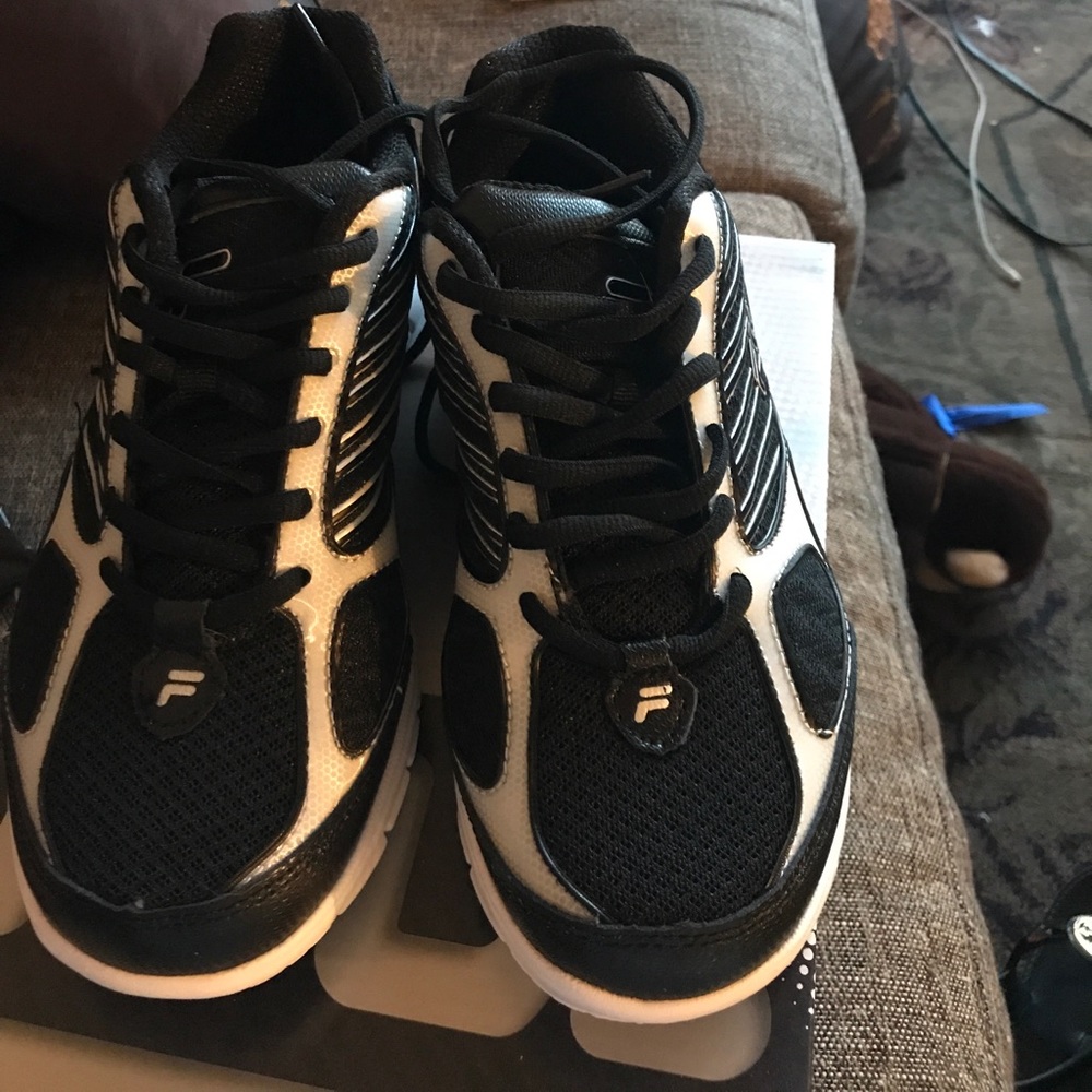 Fila isotope women's running shoes black size 8.5