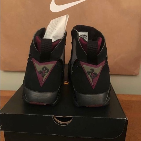 Jordan 7's Bordeaux - Picture 3 of 5