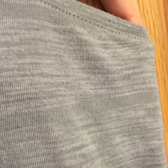 Women's Gap subtle stripe tank - Picture 5 of 5