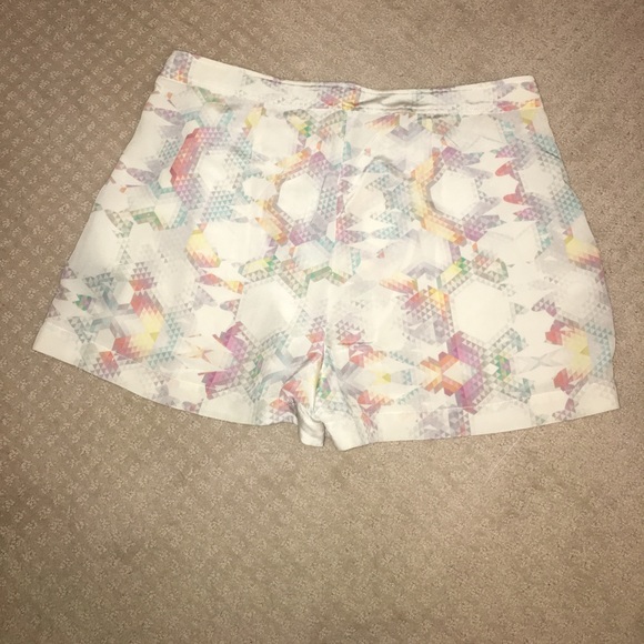 Tibi shorts - Picture 2 of 4
