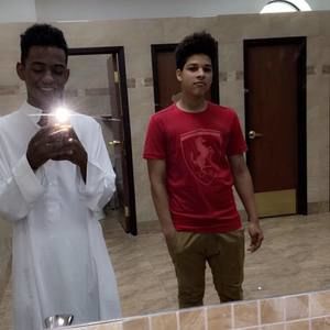 Meet your Posher, Faris