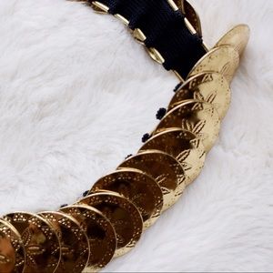 ✨ Vintage Gold Sand Dollar Belt
