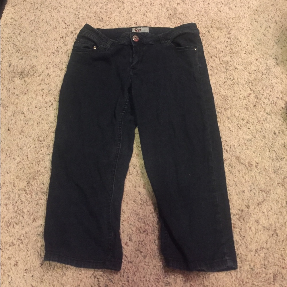 SO Dark Denim Capris