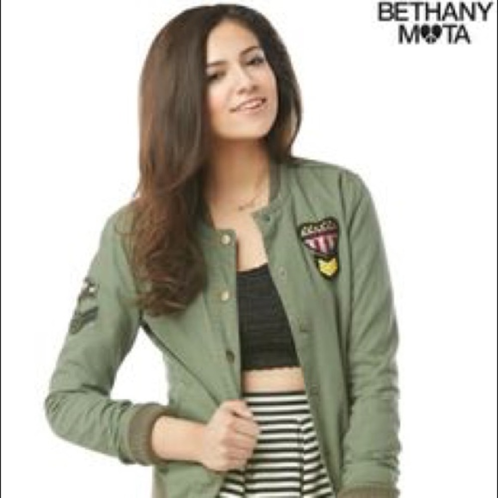 Aeropostale Army Green Bomber Jacket
