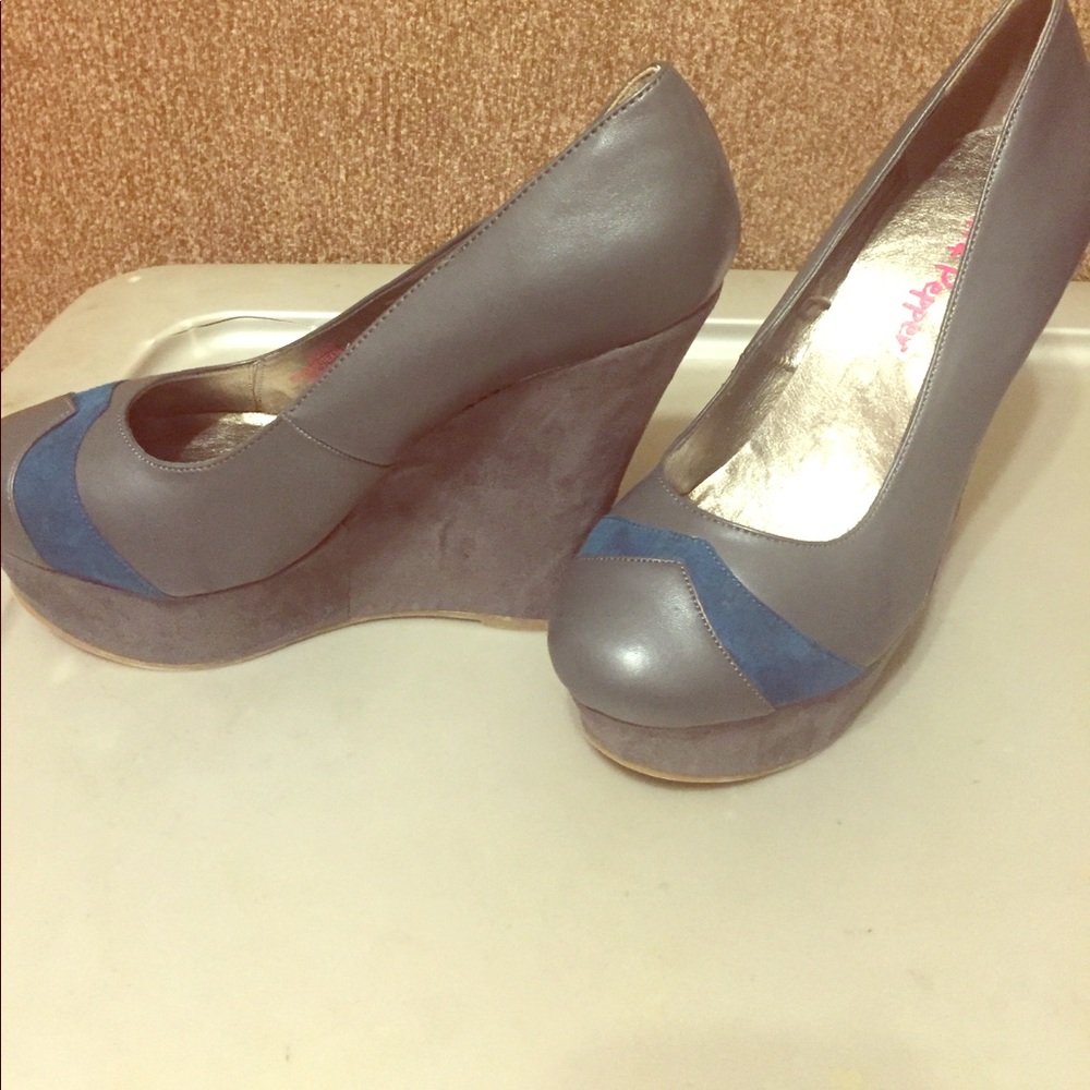 Blue and grey suede and feux leather wedge