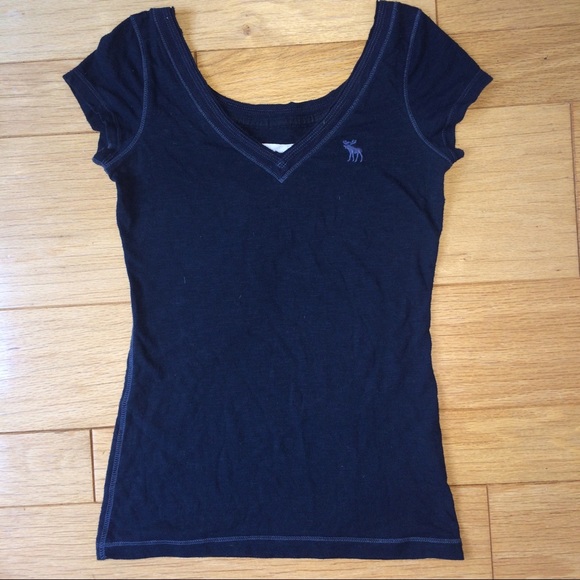 Blue v neck abercrombie kids tee - Picture 2 of 3