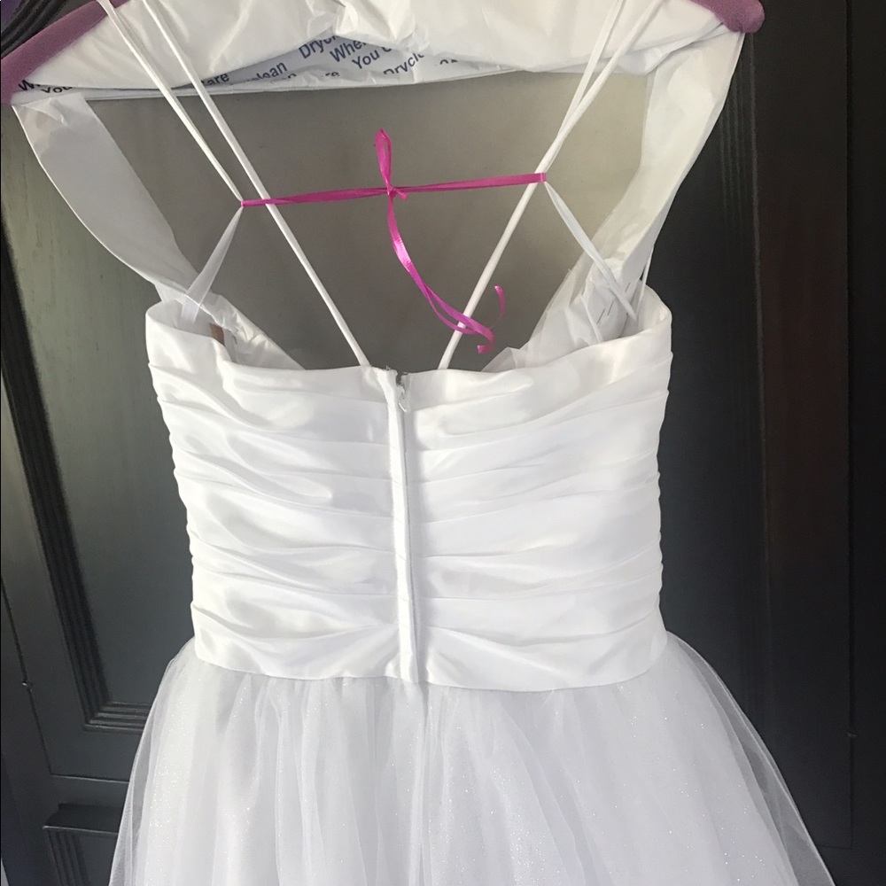 bridal gown - Picture 6 of 8