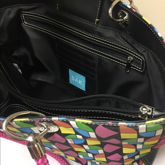 THE SAK COLORFUL GEOMETRIC PRINT NYLON PVC TOTE - Picture 4 of 8