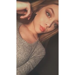 Meet your Posher, Baylee