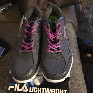 Fila women's fresh 3 Running Shoes shoes size 9.5