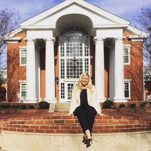 Meet your Posher, Samantha