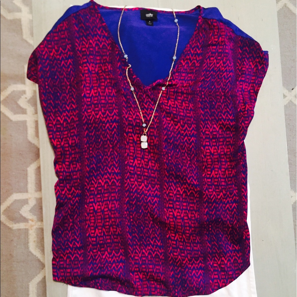 Perfect lil everyday top size small