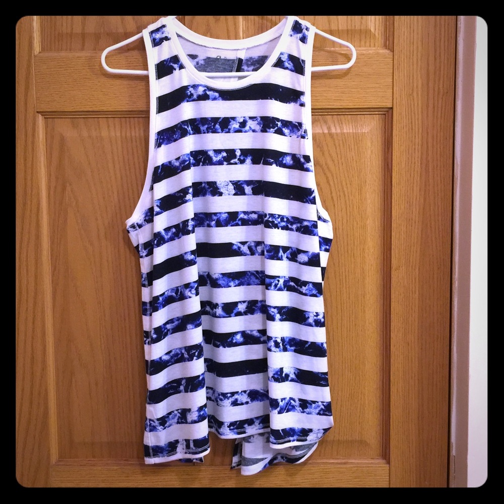NWOT women's GapFit workout tank