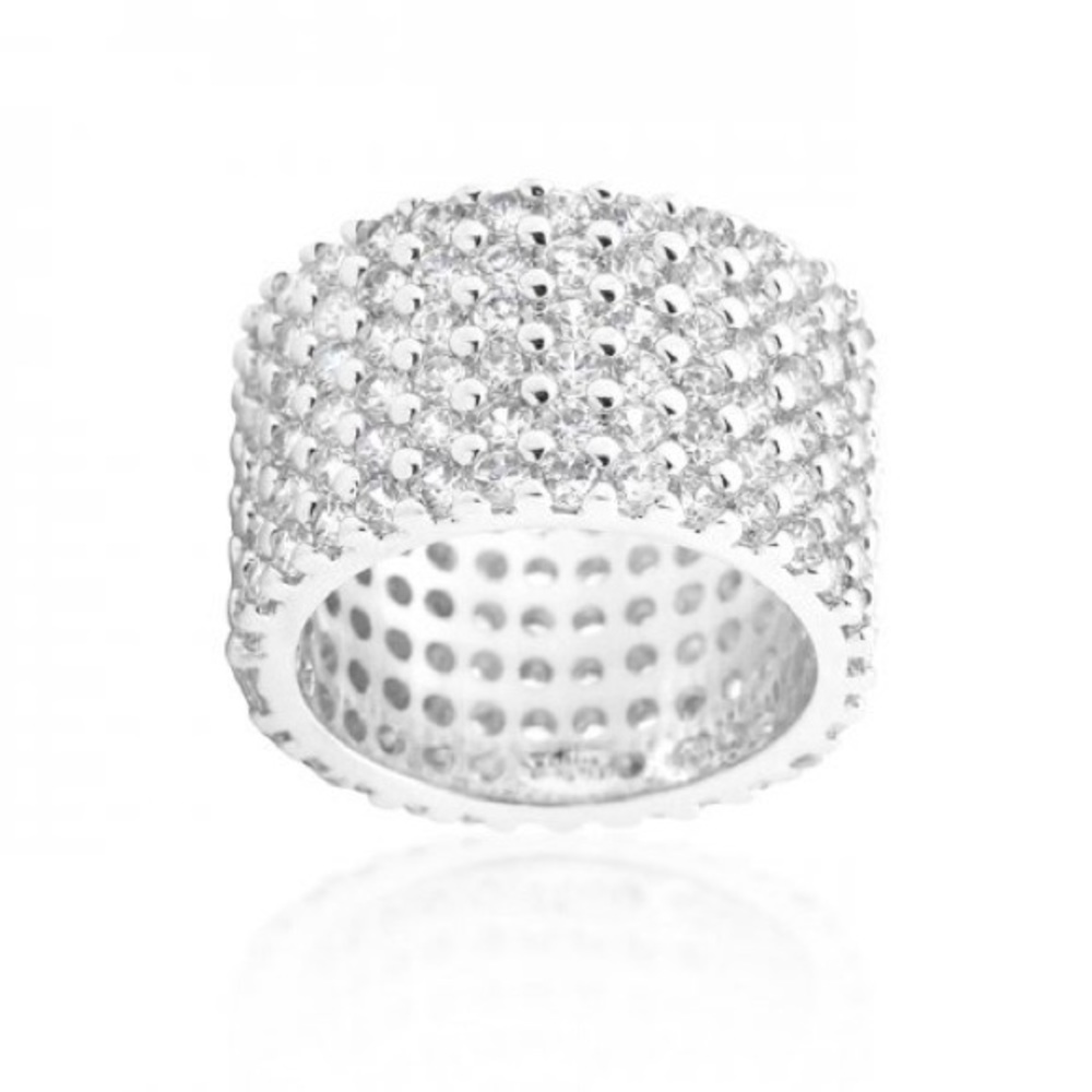 ❌SOLD❌Stunning Rhodium Plated Cubic Zirconia Ring