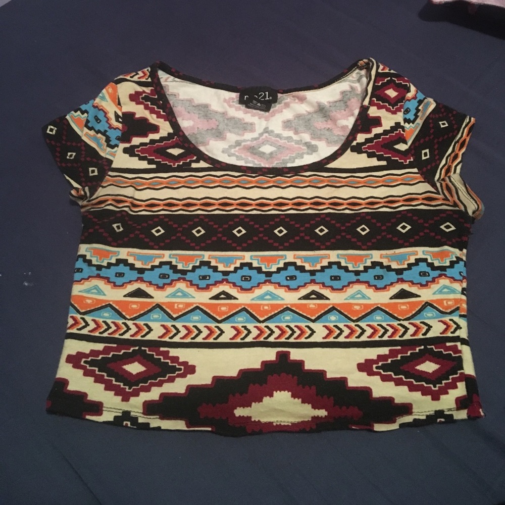 Crop top