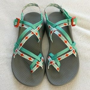 Women's Chaco ZX2 size 9