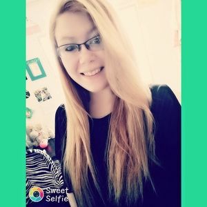 Meet your Posher, Karlee