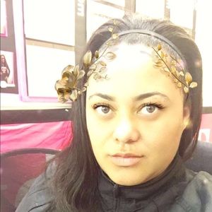 Meet your Posher, Monica