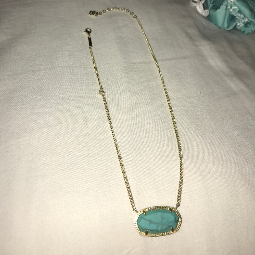 Kendra Scott Necklace