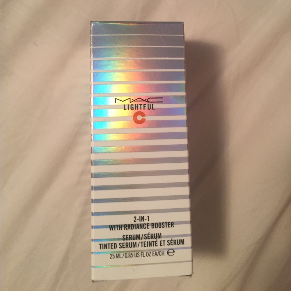MAC lightful 2-IN-1 with Radiance Booster - Picture 1 of 3