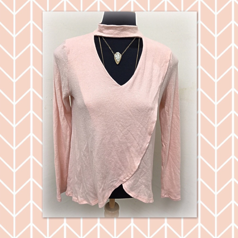 Blush tulip front choker top