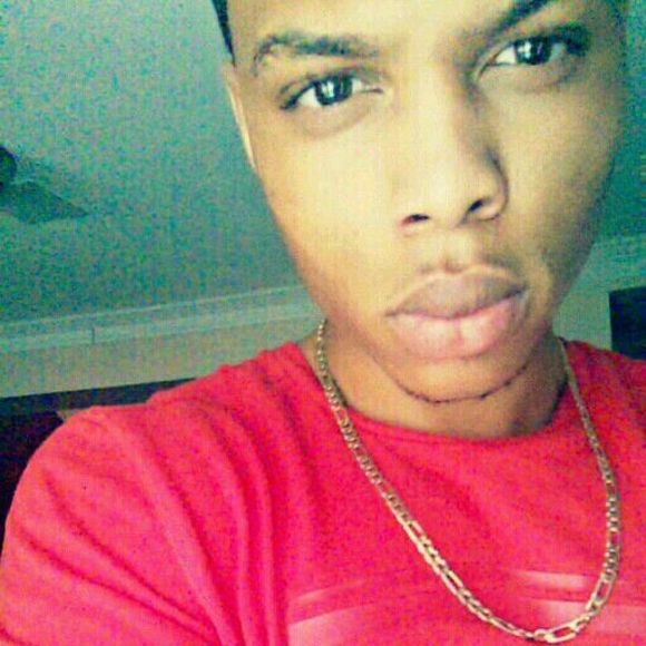 Meet your Posher, Shellz - Picture 1 of 1