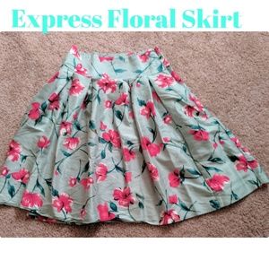Express Floral Pleated Skirt