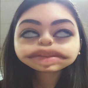 Meet your Posher, Kassandra