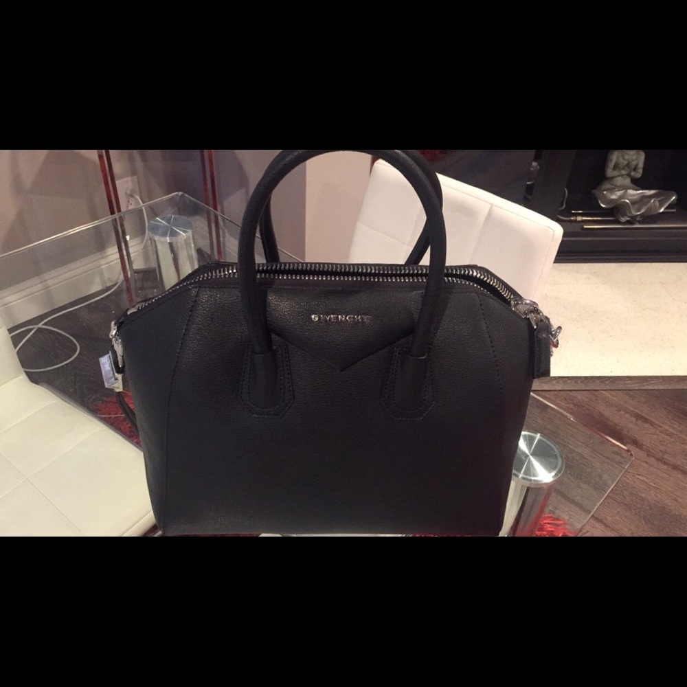 Goat skin leather bag