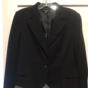 Rafella 10p black crop blazer