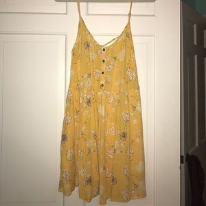 yellow flowered Billabong sundress NEVER WORN