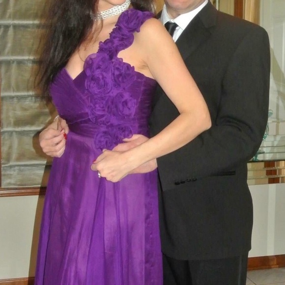 JS Collections Gown, size 8 - Picture 1 of 4