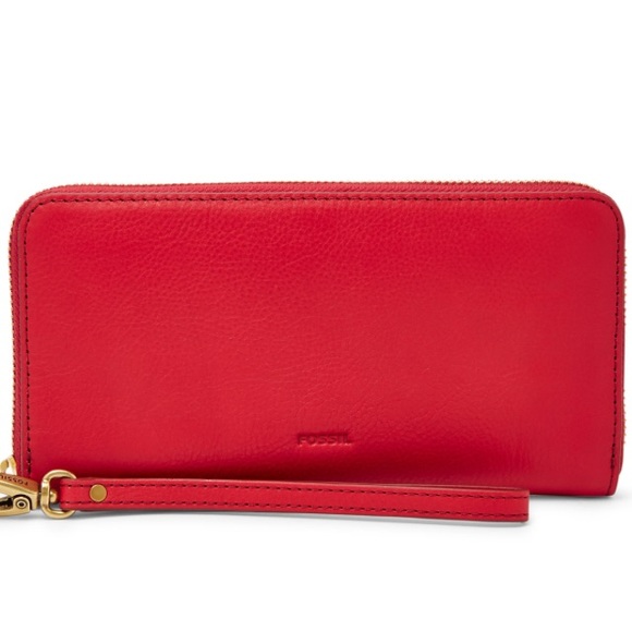 Fossil Handbags - 🇺🇸 SALE Fossil RFID Large Zip Clutch (Crimson)