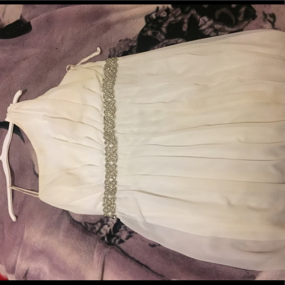 One shoulder white dress