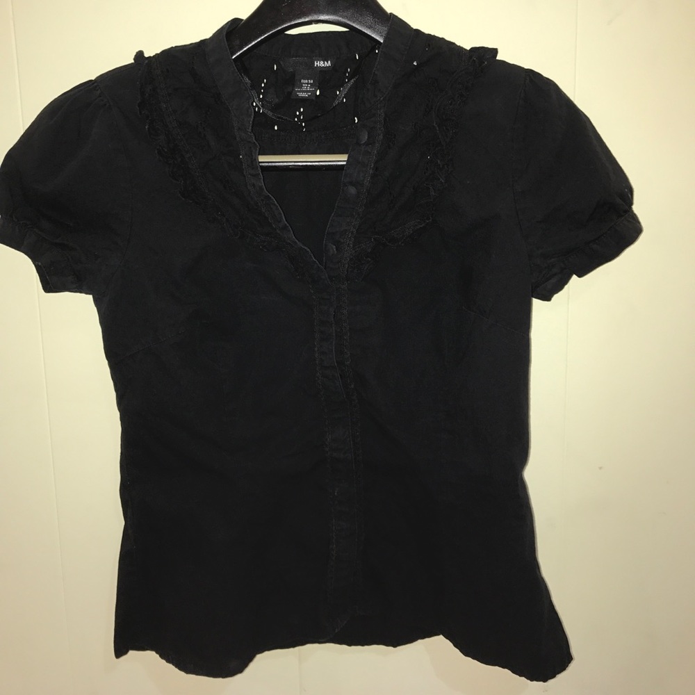Women's black short sleeve button up
