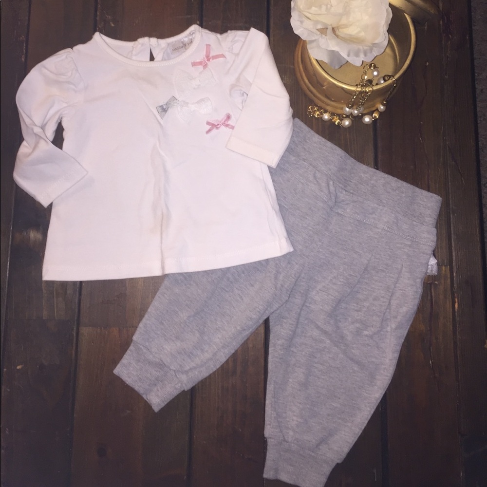 Very Cute Baby Outfit