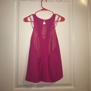 Amazing hot pink open back top for summertime💕