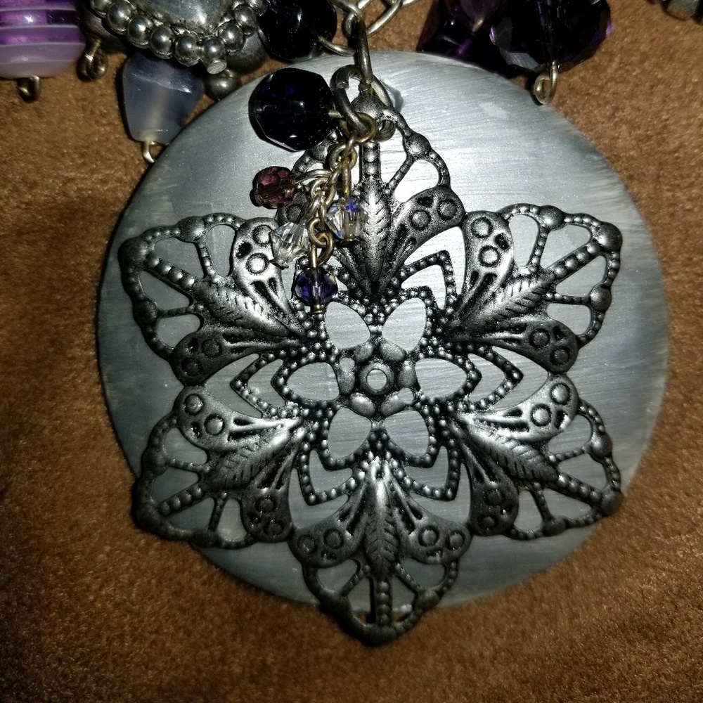 Necklace - Picture 2 of 3