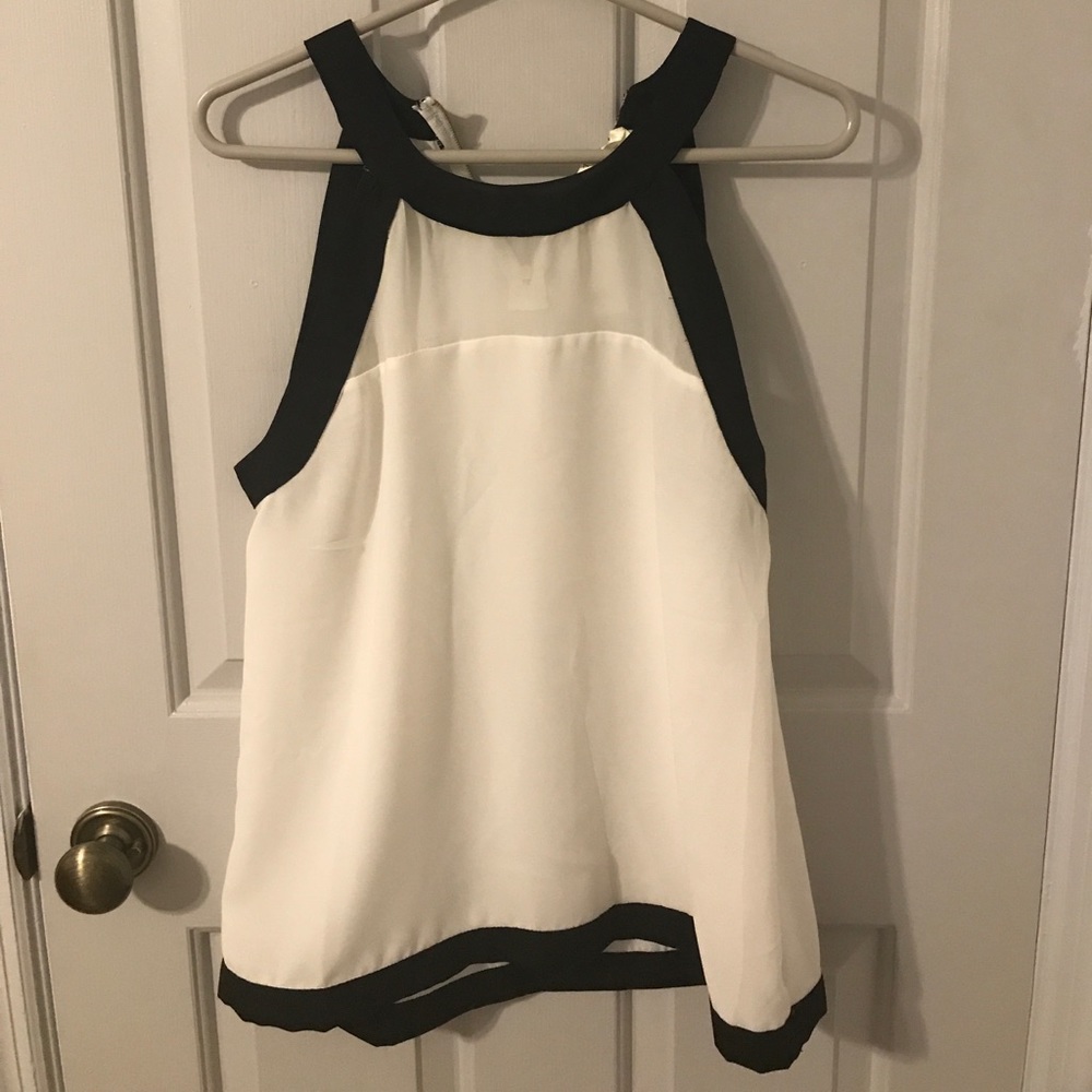 Sleeveless top