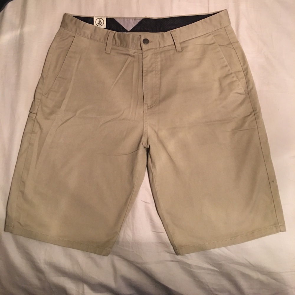 Men's Volcom Khaki Shorts