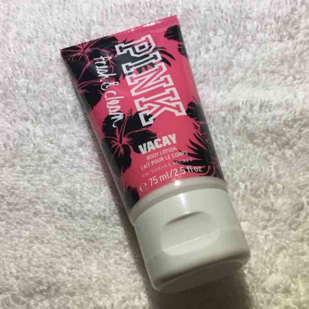 🔥5 for $15🔥 ✨NEW✨ PINK body lotion