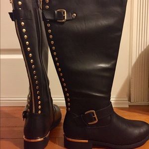 8.5W Black Boots with gold studs,trim, and buckles